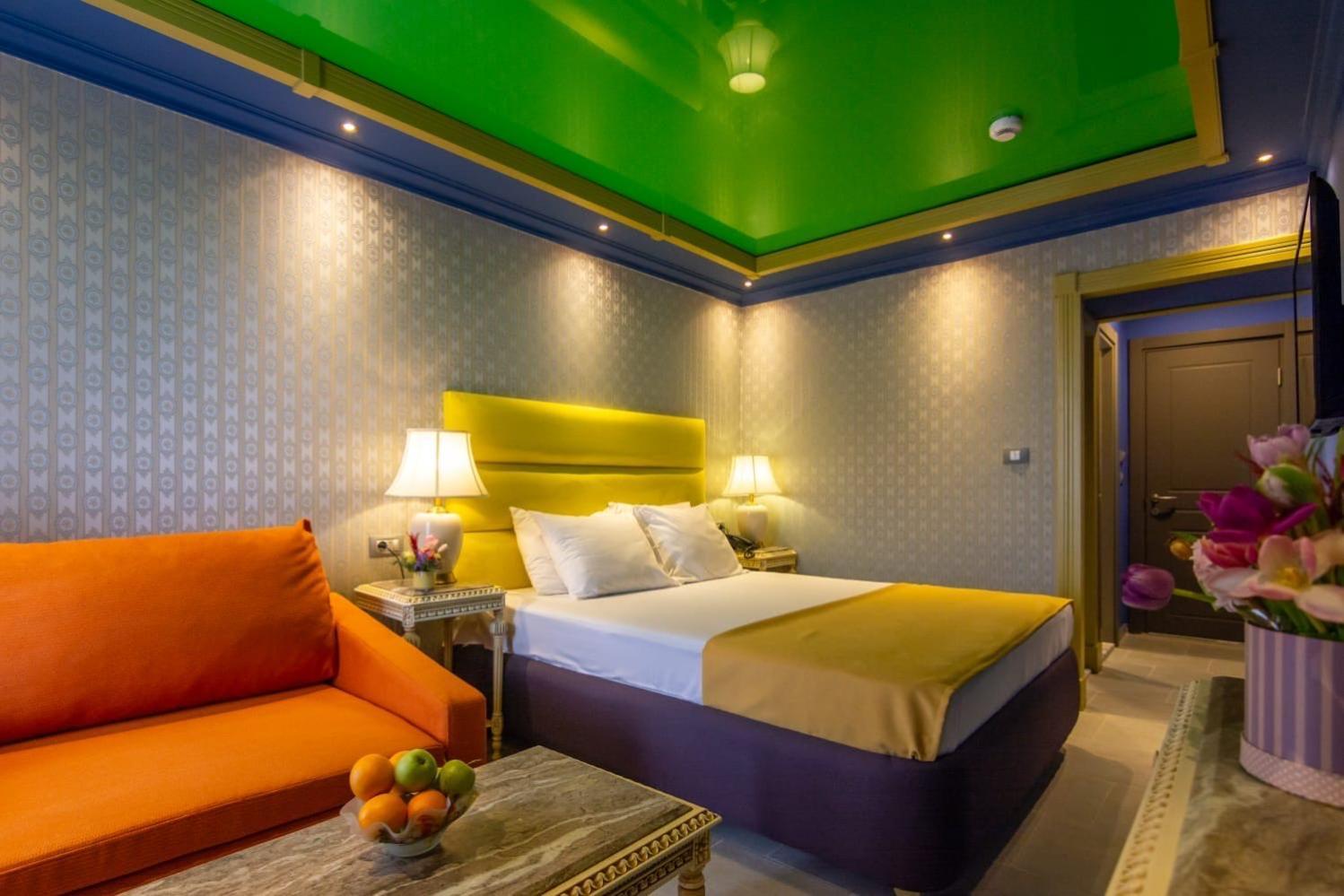 Hotel Craiova By Phoenicia Blue View Olimp Buitenkant foto